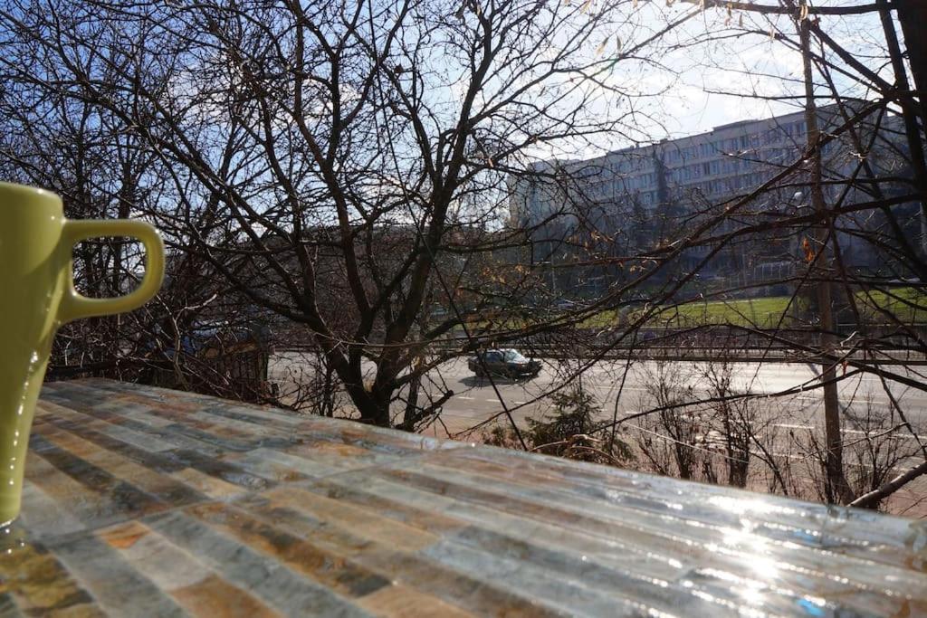 Sofia Zen - On Metro, Ultra Fast Wi-Fi Apartment Exterior photo